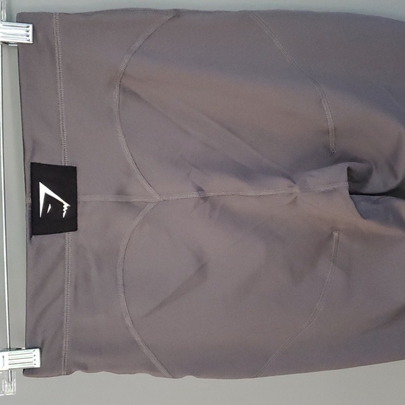 GYMSHARK combat cropped leggings (sz S) - Picture 3 of 6